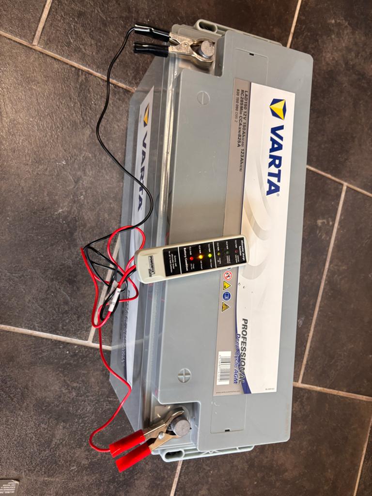 VARTA Professional Deep Cycle AGM Accu 150Ah, Ophalen, Gebruikt, Universele onderdelen