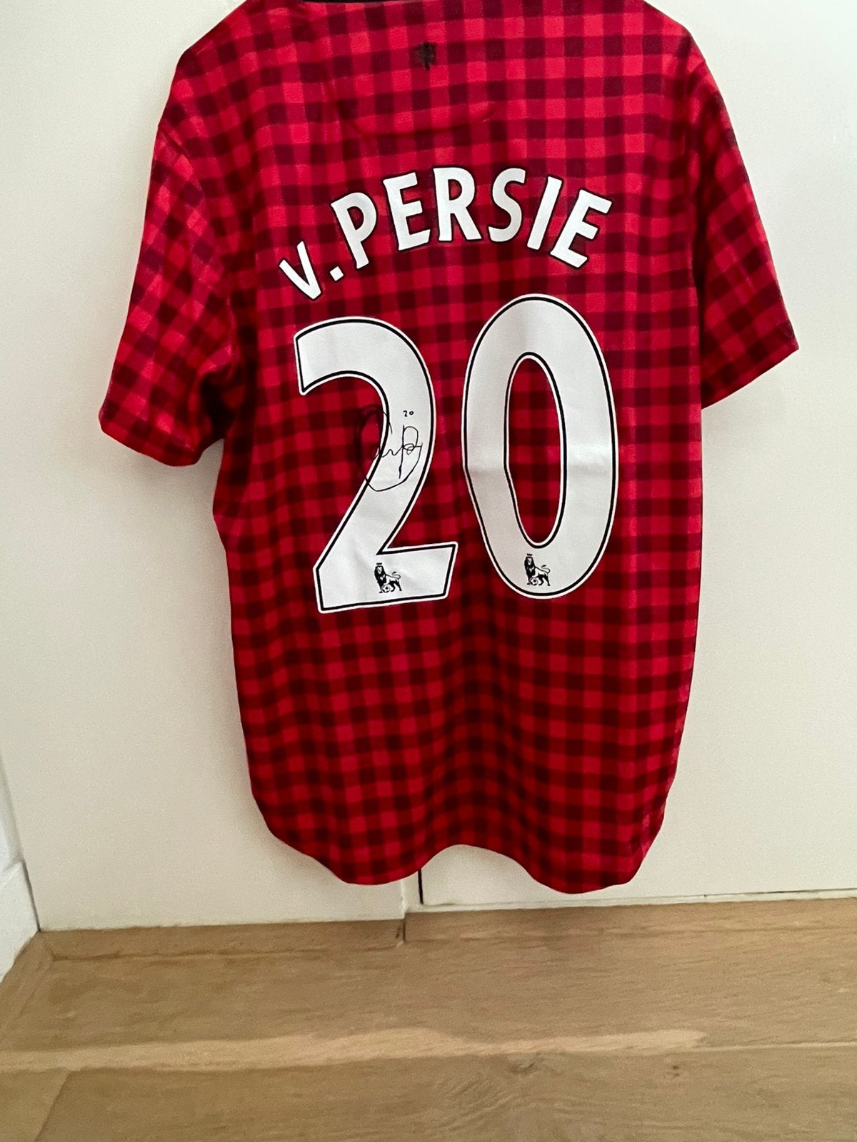 Van Persie gesigneerd Manchester United shirt 2012-2013, Maat M, Ophalen of Verzenden, Nieuw, Shirt