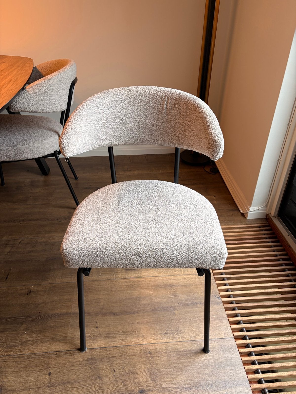Set van 6 moderne eetkamerstoelen - Zo goed als nieuw, Overige kleuren, Ophalen of Verzenden, Zo goed als nieuw, Stof