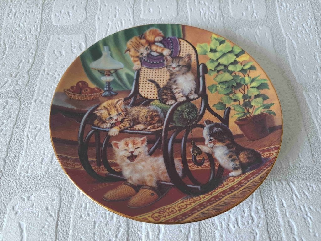 Poezen in de Schommelstoel Wandbord Kahla 1994 (D20cm), Ophalen of Verzenden, Gebruikt