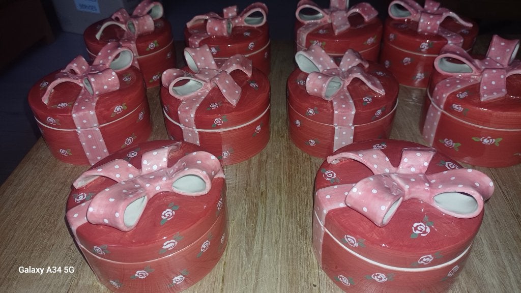 10 x Froukjes servies chocolade/bonbonschaaltje (roze), Huis en Inrichting, Keuken | Servies, Ophalen of Verzenden, Nieuw, Overige stijlen