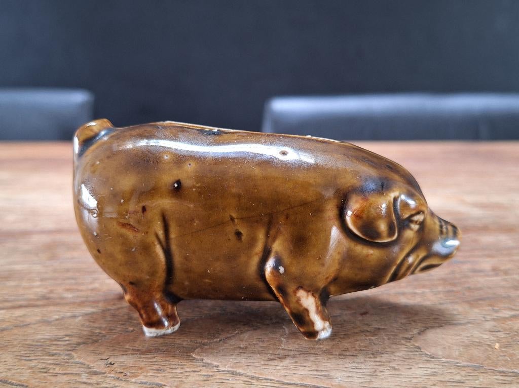 vintage Bunzlau spaar-varken spaarpot varkentje l= 10cm, Verzamelen, Ophalen of Verzenden, Zo goed als nieuw, Steen, Aardewerk of Keramiek