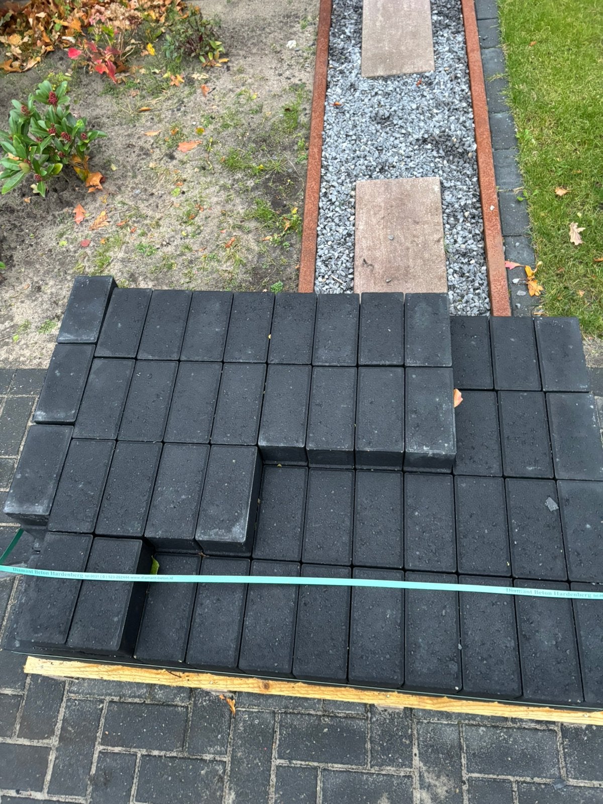 BKK Klinkers Antraciet 8 cm – ca. 3 m² + 4 opsluitbandjes, Tuin en Terras, Ophalen, Zo goed als nieuw, Beton, Klinkers