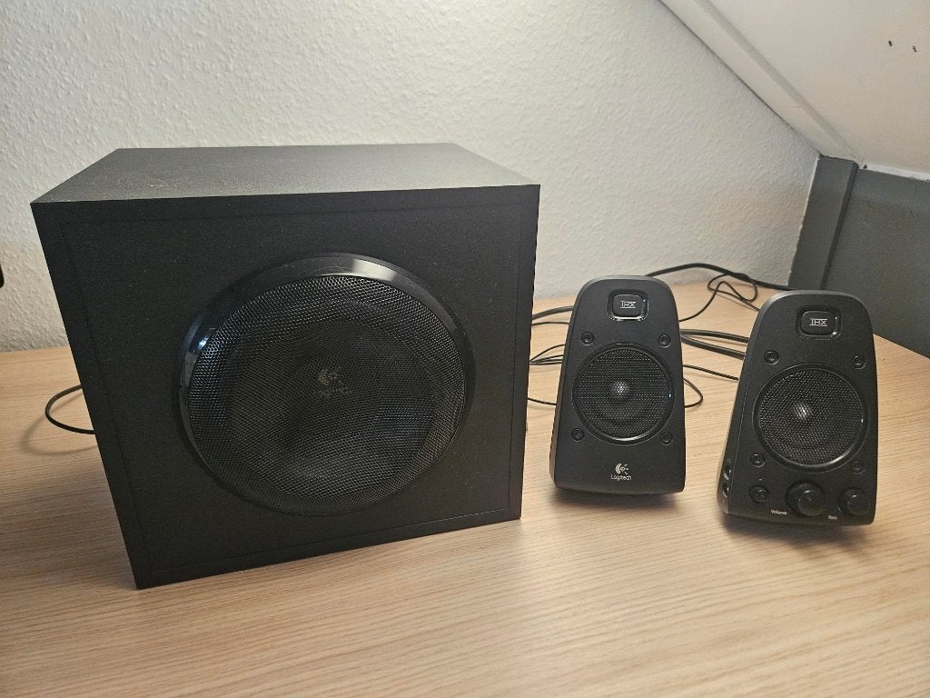 Speakers, Computers en Software, Pc speakers, Ophalen, Zo goed als nieuw, Audiokanaal 2.1, Logitech Z623