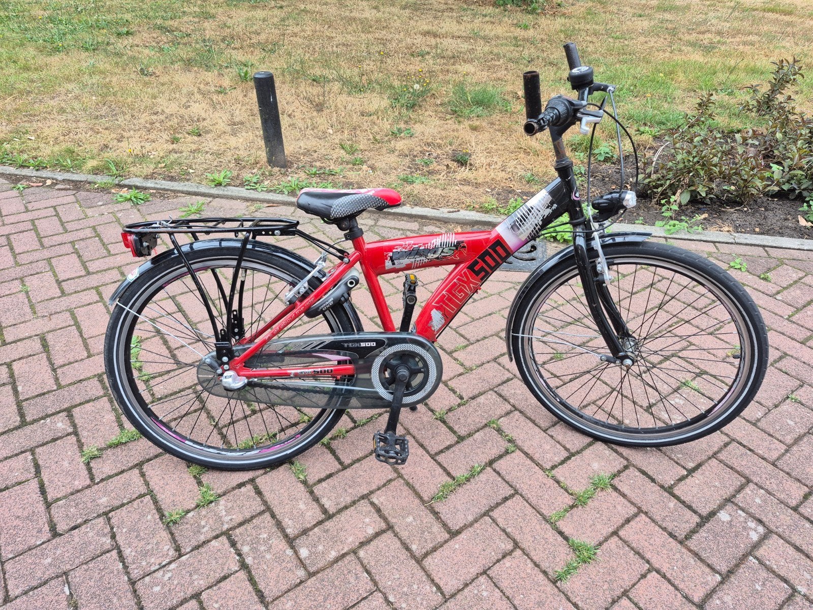 Rode kinderfiets - Gebruikt maar in goede staat, Fietsen en Brommers, Overige merken, Gebruikt, Velgrem, Versnellingen