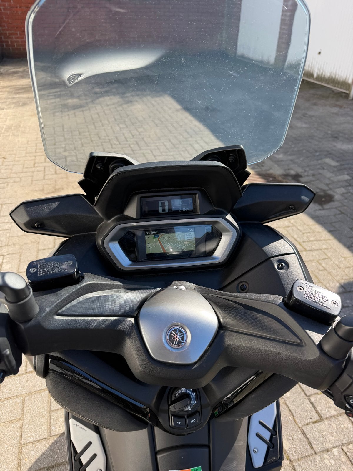 Yamaha XMAX tech max 125cc met Akrapovic uitlaat BELGIE, Scooter, Sportuitlaat, Gebruikt, Particulier