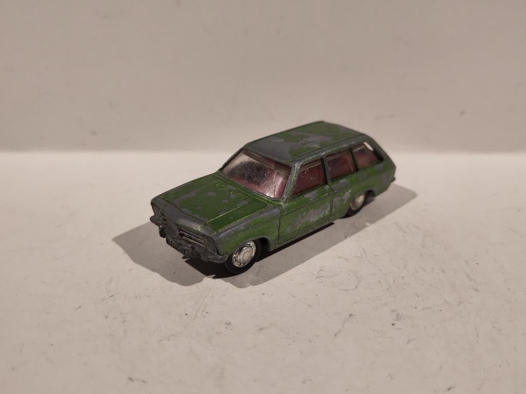 1:66 Schuco No. 301846 Opel Ascona Voyage, Ophalen of Verzenden, Gebruikt, Auto