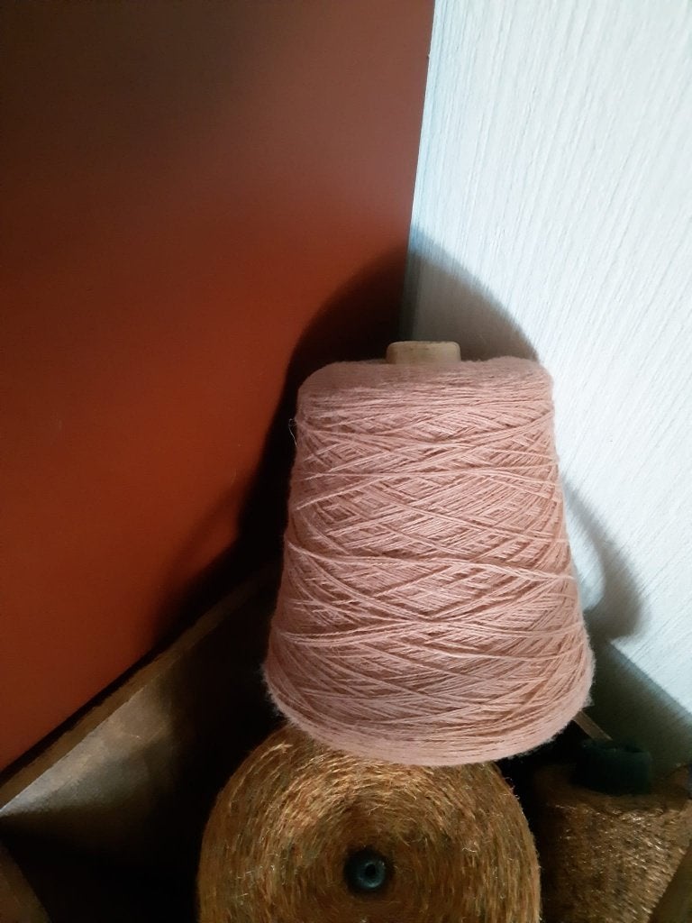 ~ Grote Oude Klos Garen, Ophalen of Verzenden