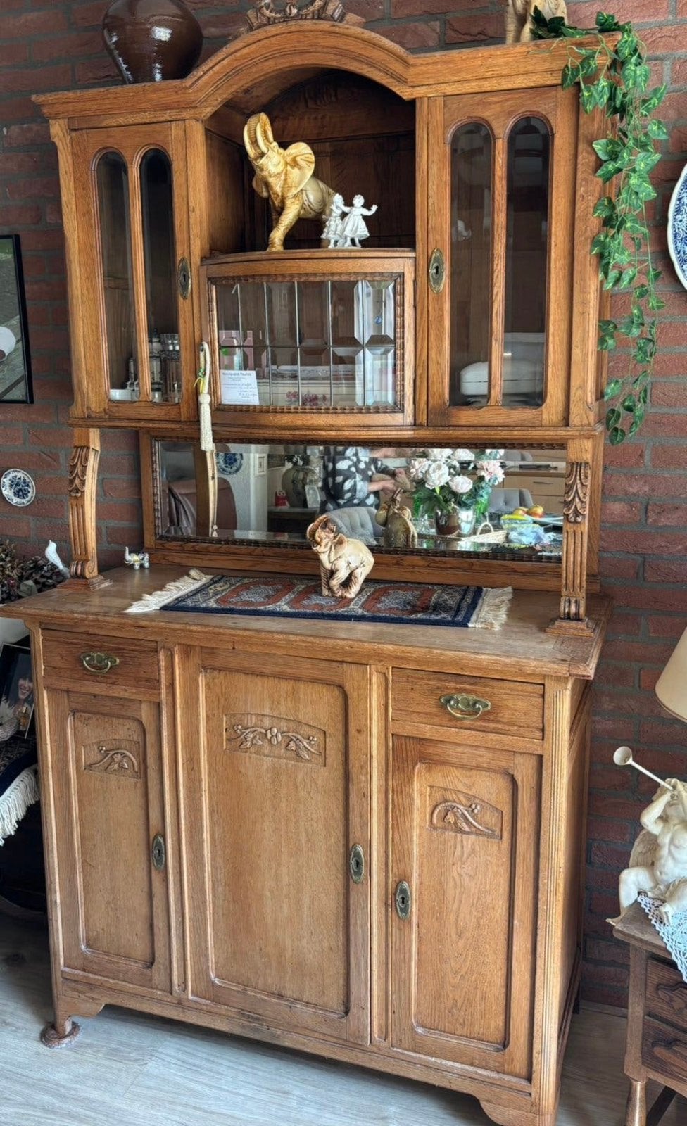 Eiken houten antieke kast met geslepen glas, Ophalen
