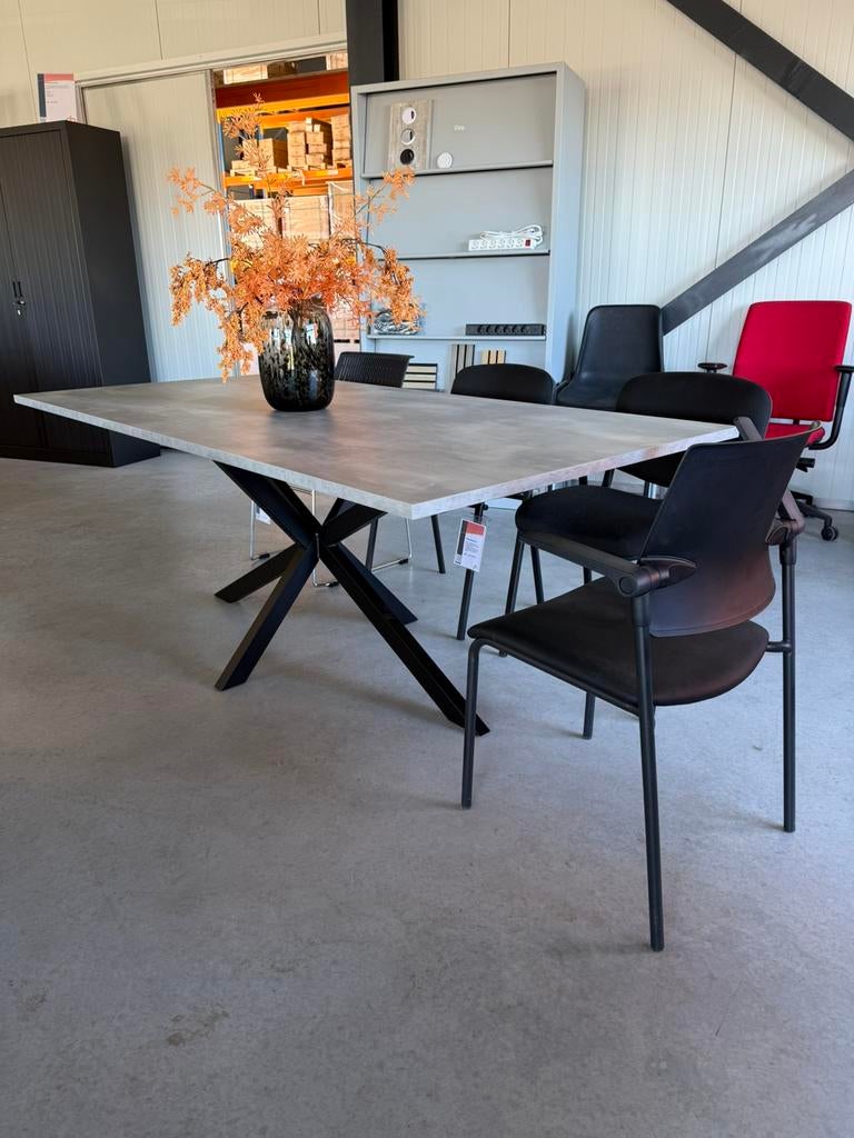Vergadertafel Brecia design tafel tafels, Overige houtsoorten, Ophalen of Verzenden, Vijf personen of meer, 200 cm of meer