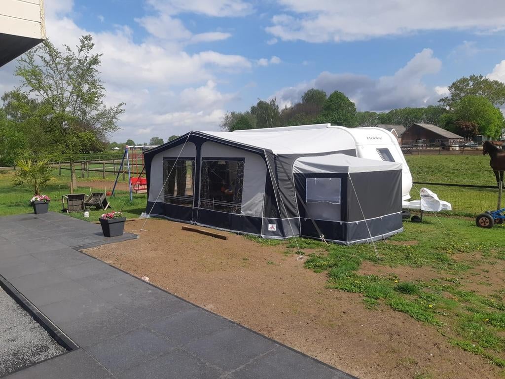 Mooie Hobby caravan met airco en voortent, Caravans en Kamperen, Caravans, Rondzit, Hobby, Frans bed, Particulier