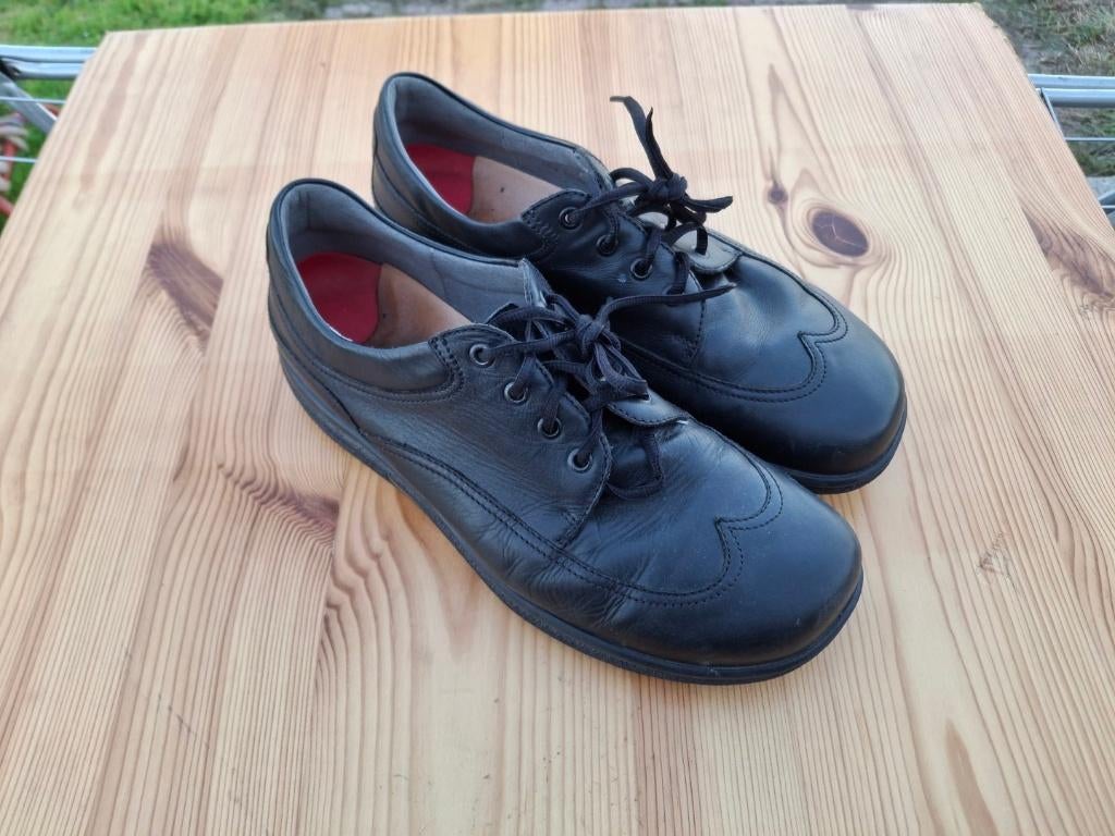 Zwarte schoenen Helvesko maat 44, Verzenden, Zwart