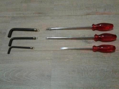 Handgereedschap ,Stihl. onderdelen bosmaaier ,zwenkwielen ea, Ophalen of Verzenden, Nieuw