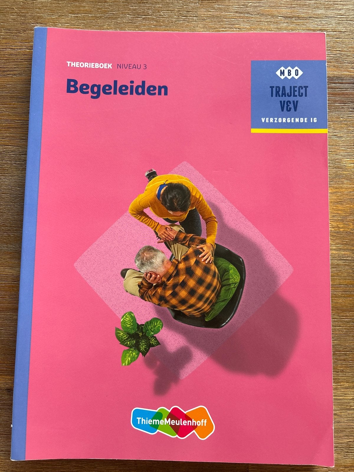 MBO Traject V&V Verzorgende IG - Begeleiden (Niveau 3), Ophalen of Verzenden, Gamma, Zo goed als nieuw, MBO