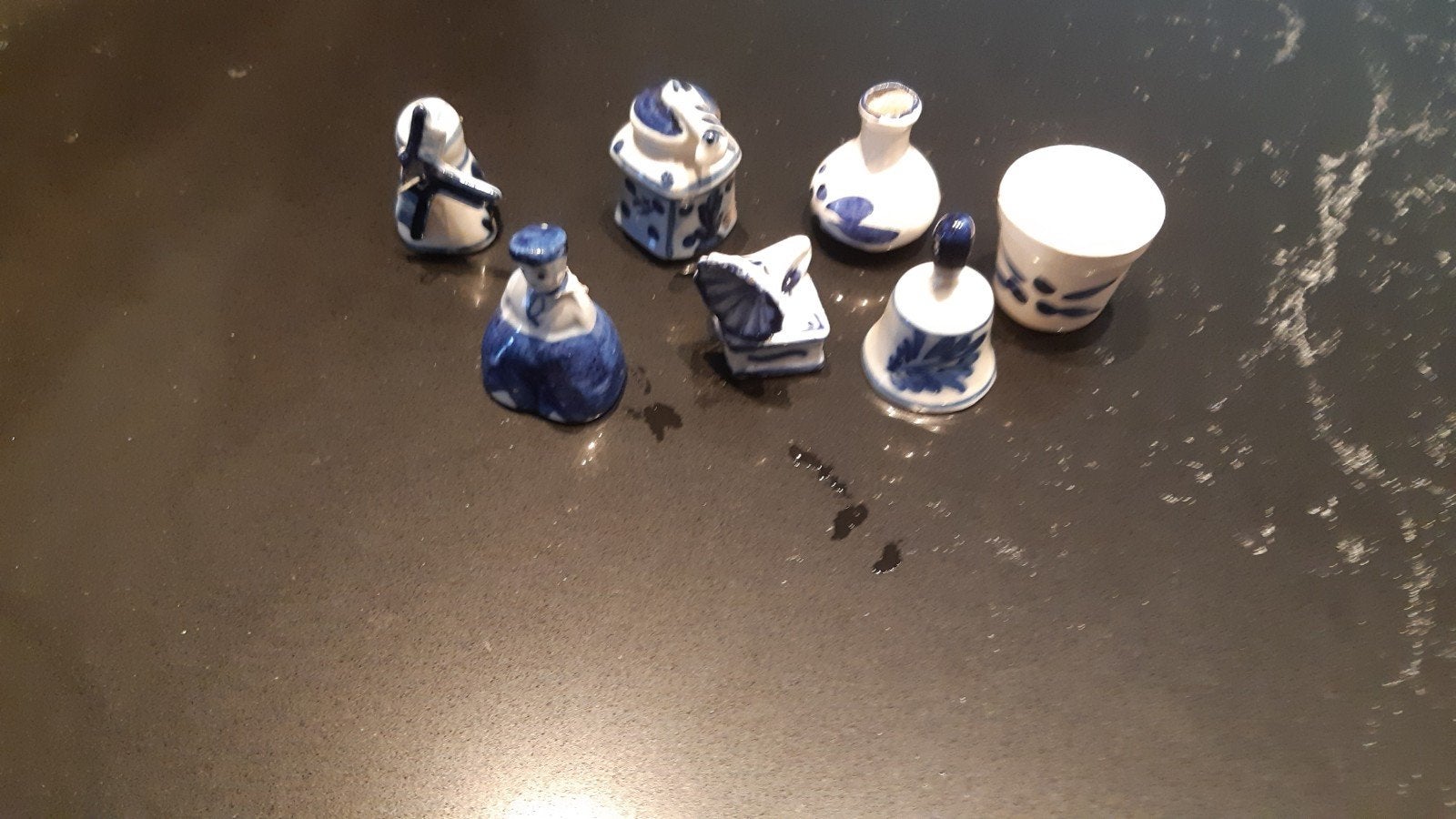 voor de verzameling .delfsblauw., Ophalen