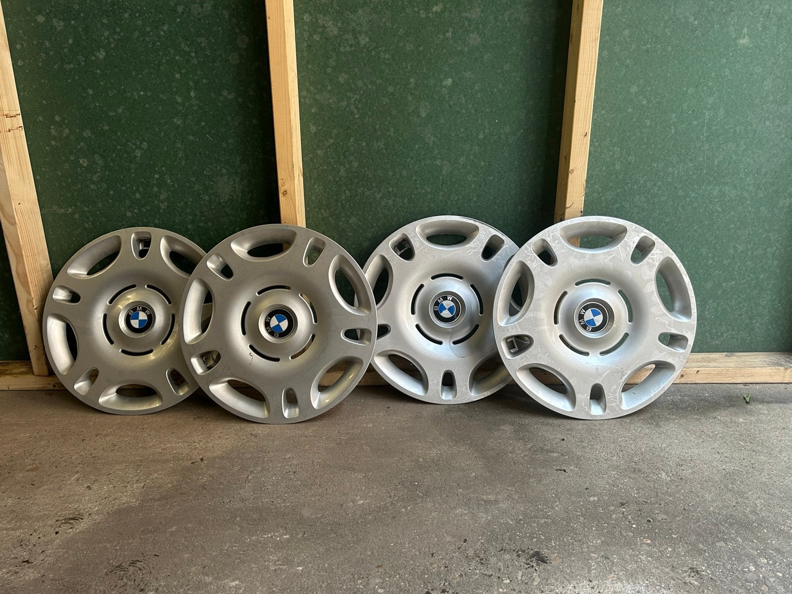 Set van 4 BMW wieldoppen 15inch, Auto diversen, Ophalen of Verzenden, Gebruikt
