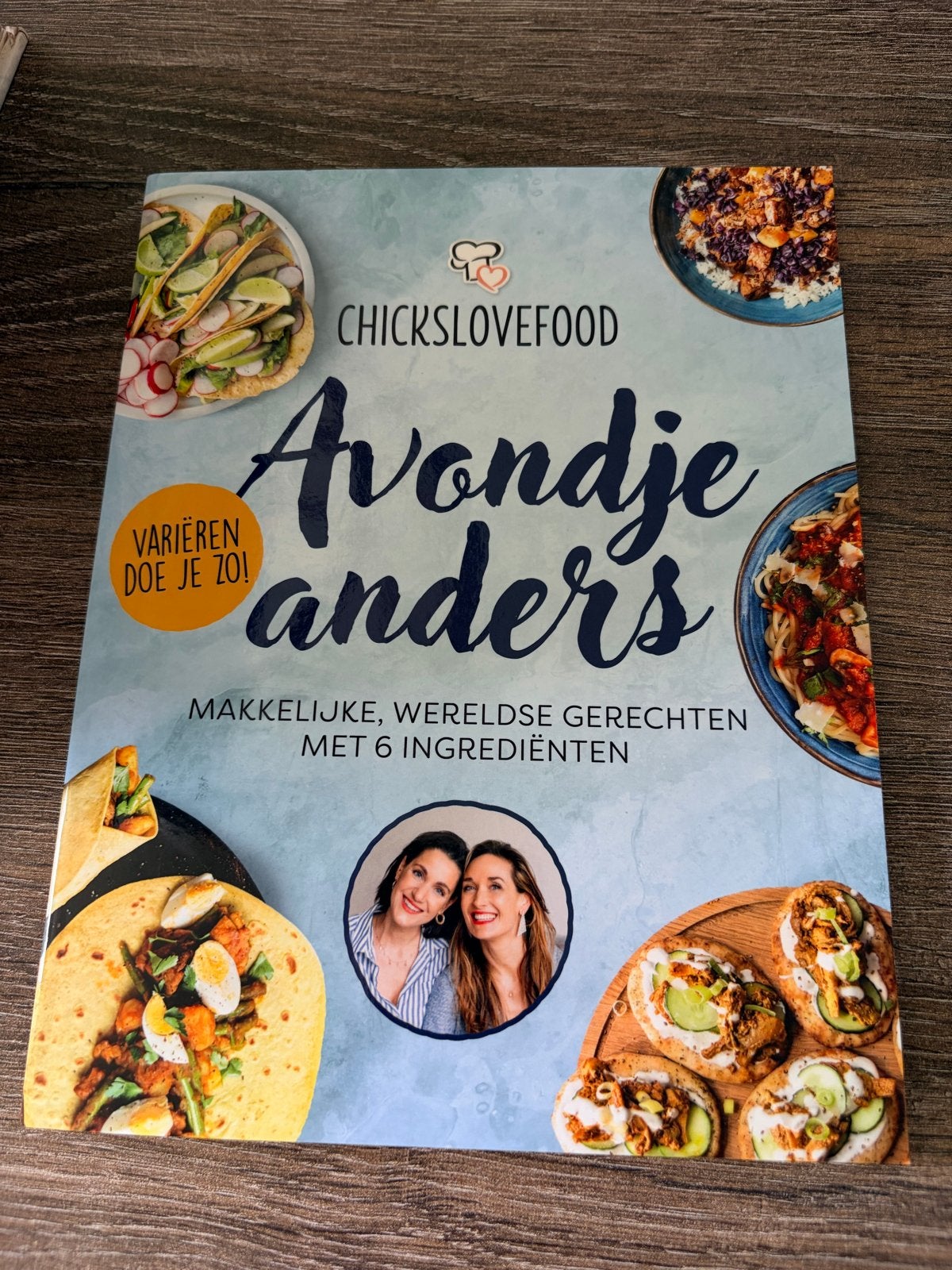 Chickslovefood Avondje anders kookboek, Hoofdgerechten, Ophalen of Verzenden, Zo goed als nieuw, Gezond koken