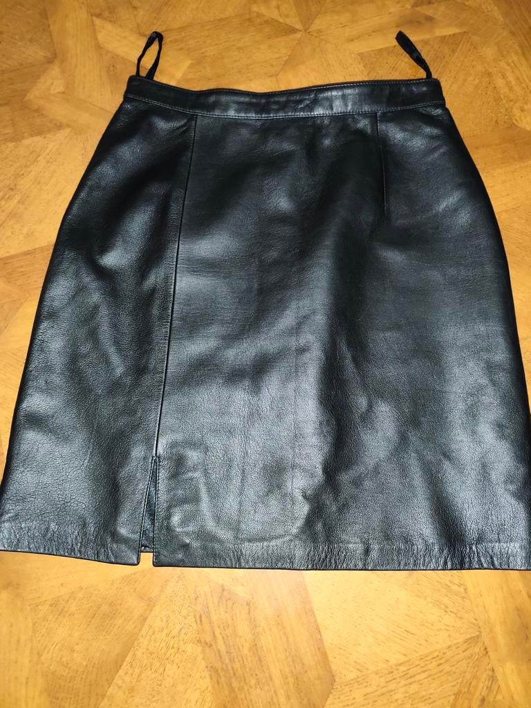Alba Moda leren (echt leer ) rok maat 36, Kleding | Dames, Zwart, Ophalen of Verzenden, Zo goed als nieuw, Knielengte