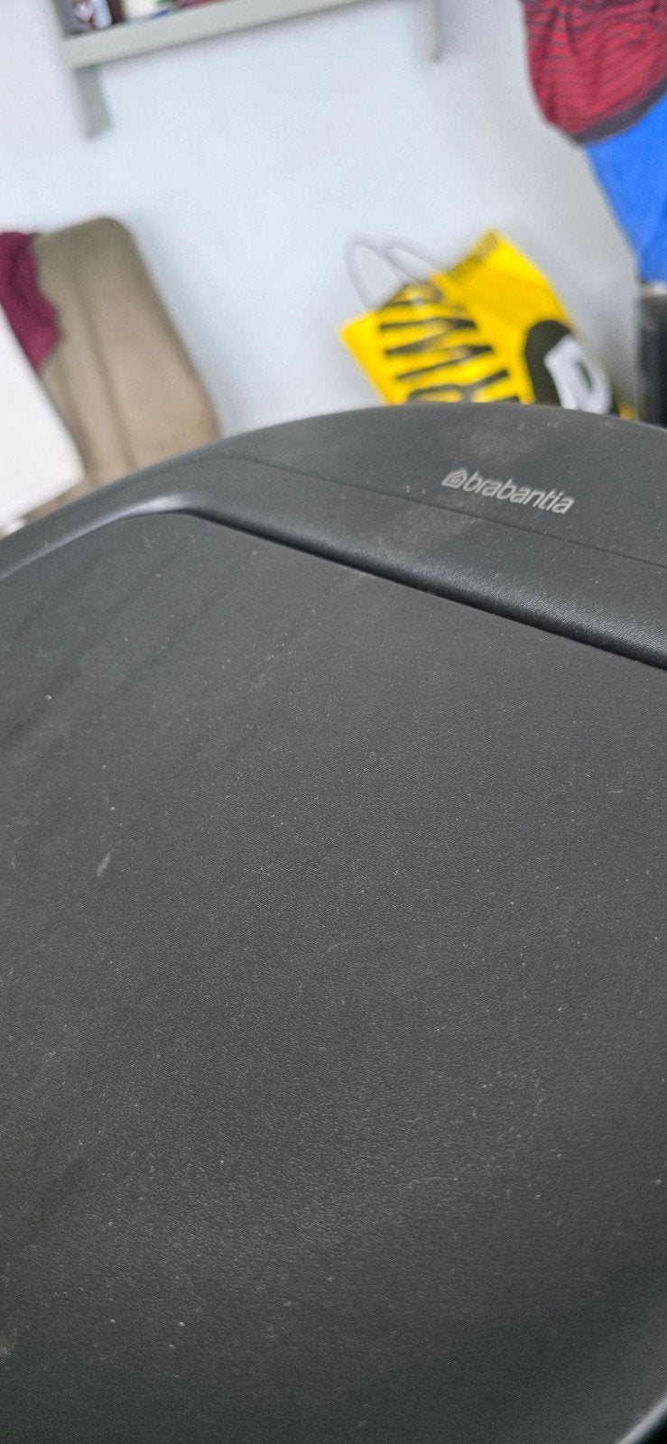 Brabantia Touch bin 30L, 30 tot 40 liter, Ophalen, Zo goed als nieuw, Rvs