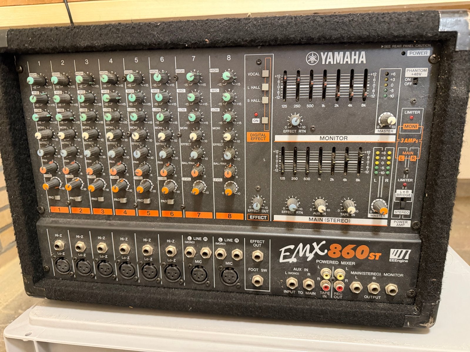 Yamaha EMX860ST Powered Mixer - 8 kanalen, Muziek en Instrumenten, Ophalen, Gebruikt, 5 tot 10 kanalen, Microfooningang