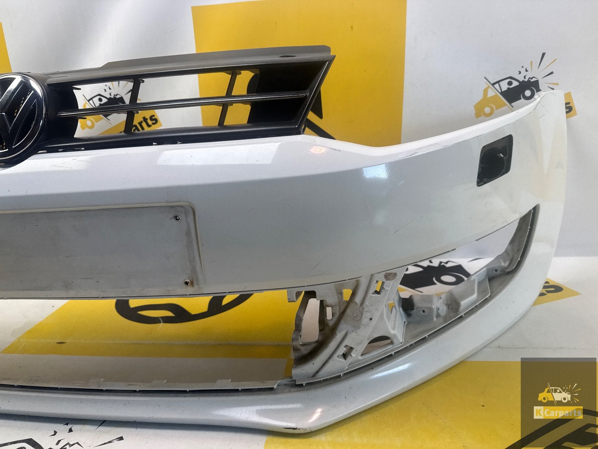 Voorbumper Volkswagen Polo 6R 6R0807221 bumper, Gebruikt, Volkswagen AG, Bumper, Berliner Ring 2
38440  Wolfsburg, DE
