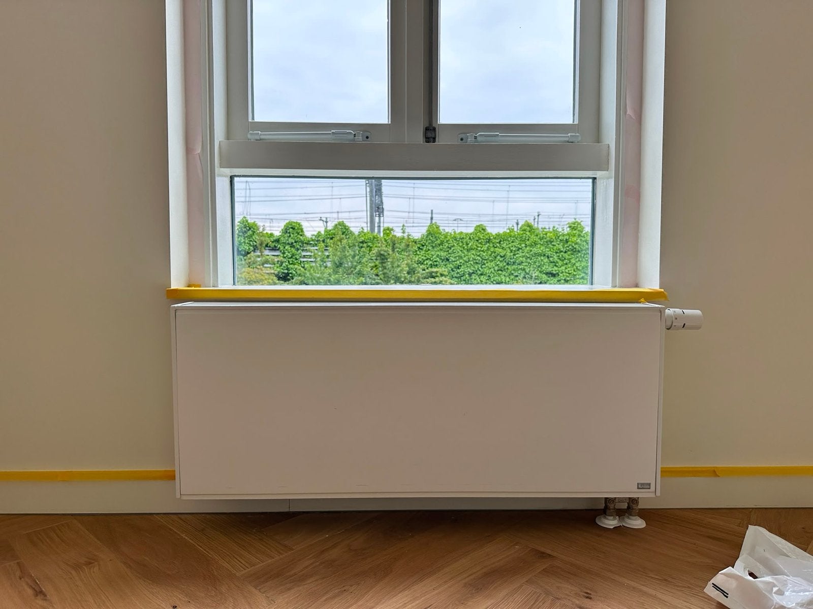Vasco Radiator - verwarming, Doe-het-zelf en Verbouw, Verwarming en Radiatoren, Zo goed als nieuw, Radiator, 800 watt of meer