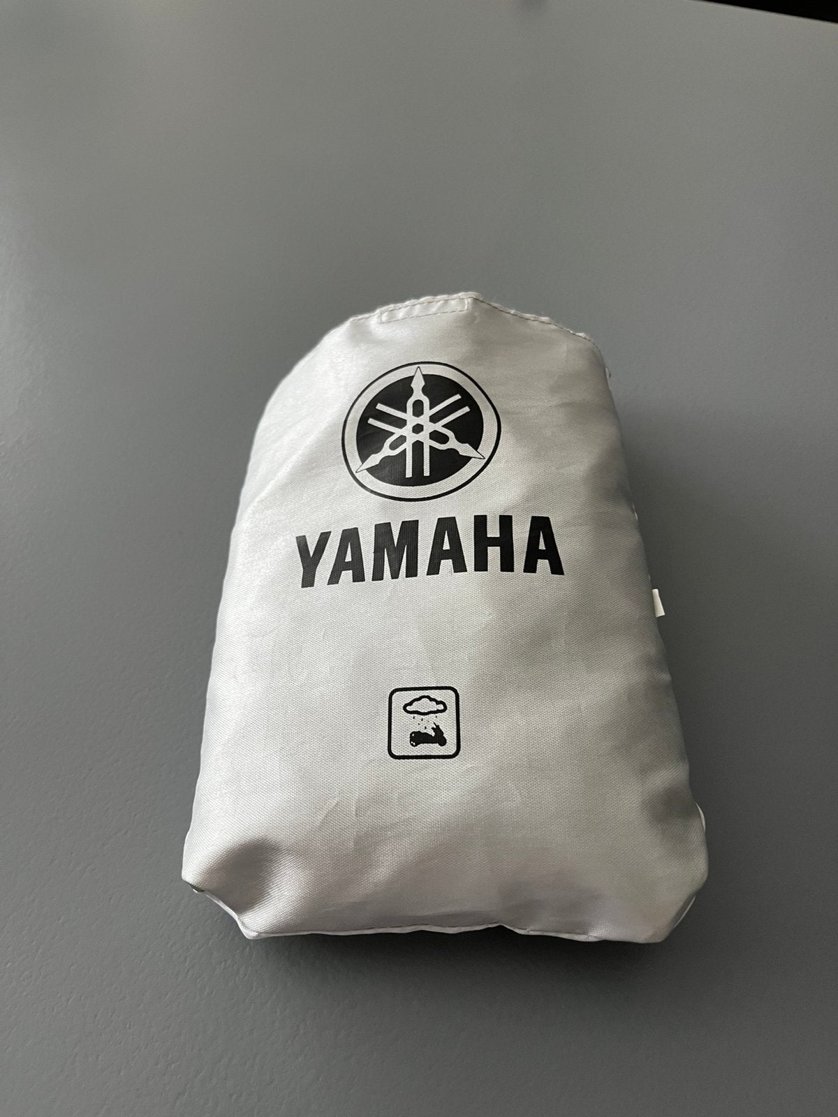 Yamaha afdekhoes, Ophalen, Nieuw