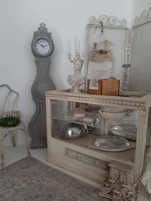Grijze Mora klok , Poppenhuis 1:12...(FotoNr MO1), Ophalen of Verzenden, Nieuw, Poppenhuis