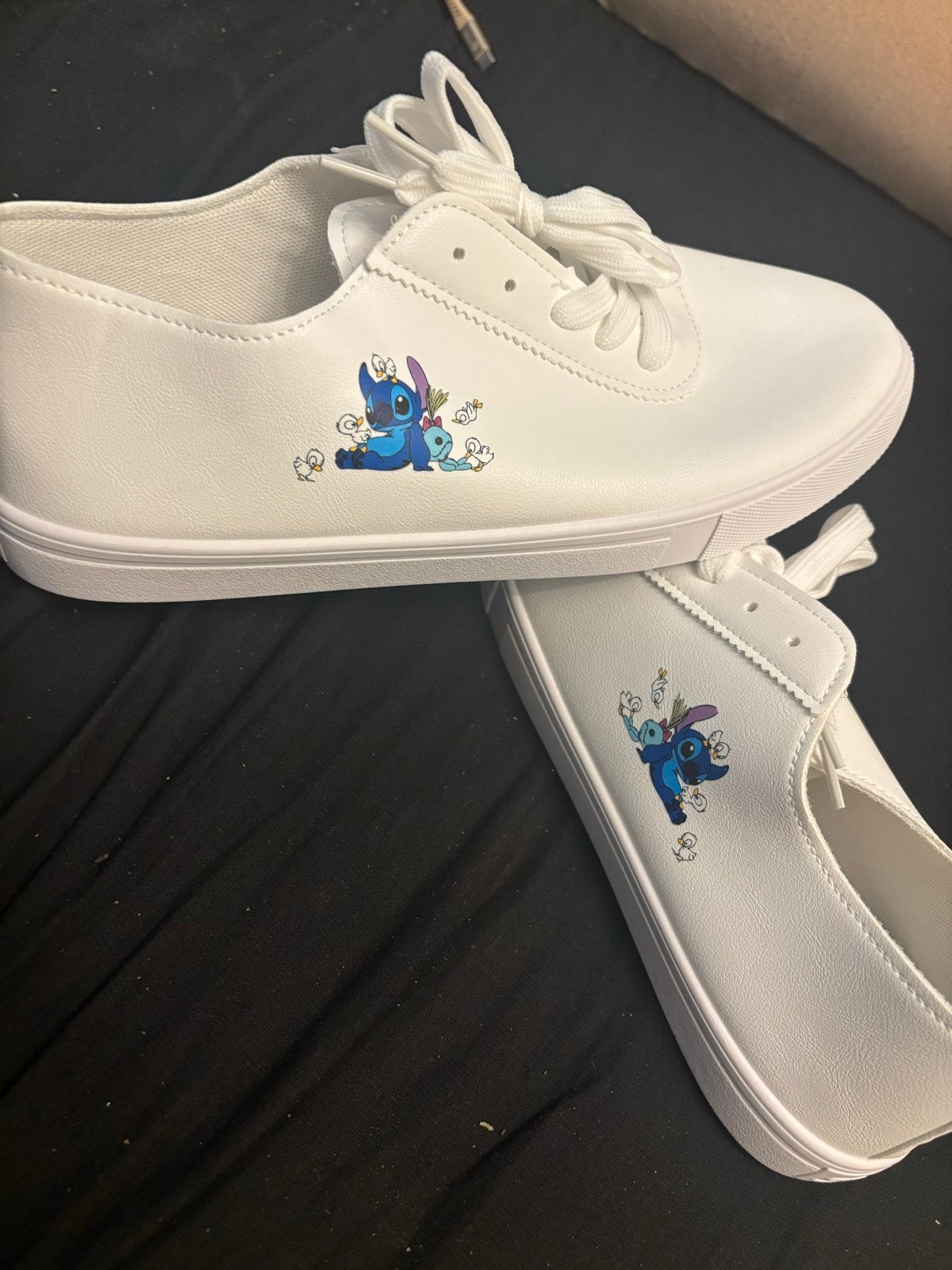 Witte sneakers met Stitch opdruk - Maat 42 (valt als 37/38), Kleding | Dames, Schoenen, Ophalen of Verzenden, Nieuw, Wit, Sneakers of Gympen