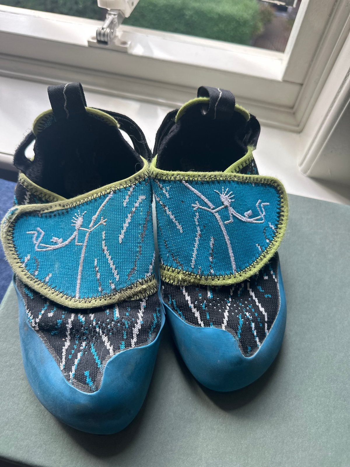 Boreal boulderschoenen - Maat 35-36 - Verstelbaar met klitte, Ophalen of Verzenden, Gebruikt