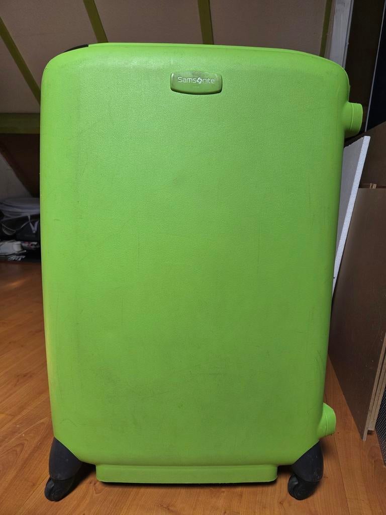 Samsonite Flight Young Grote Koffer - lime, Sieraden, Tassen en Uiterlijk, Koffers, Gebruikt, Hard kunststof, 45 tot 55 cm, 70 cm of meer