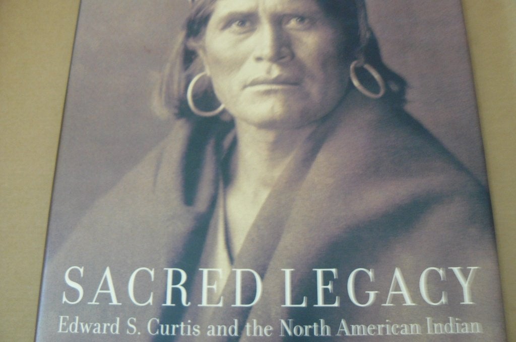 EDWARD S. CURTIS / Sacred Lagacy / North American Indian, Boeken, Ophalen of Verzenden, Zo goed als nieuw, Fotografen