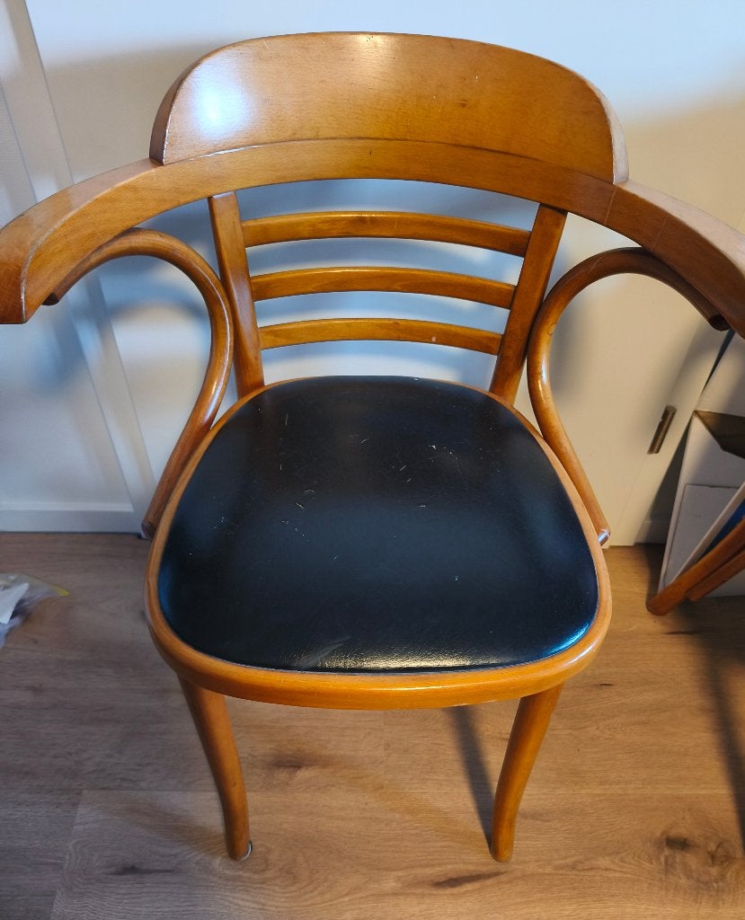 8 houten cafe stoelen, Gebruikt, Bruin, Vintage, Vijf, Zes of meer stoelen