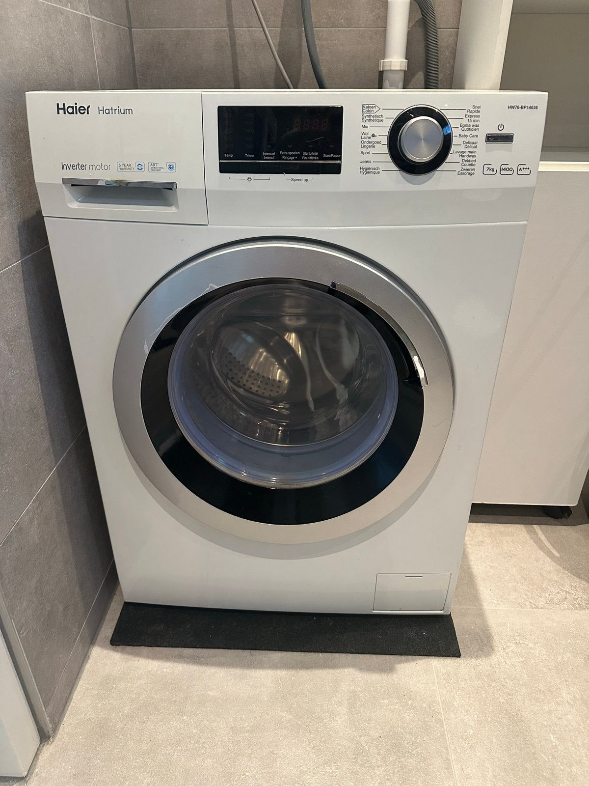 Goed werkende Haier Wasmachine (2019)Smal model (46 cm diep), Ophalen, Gebruikt, 85 tot 90 cm, 1200 tot 1600 toeren