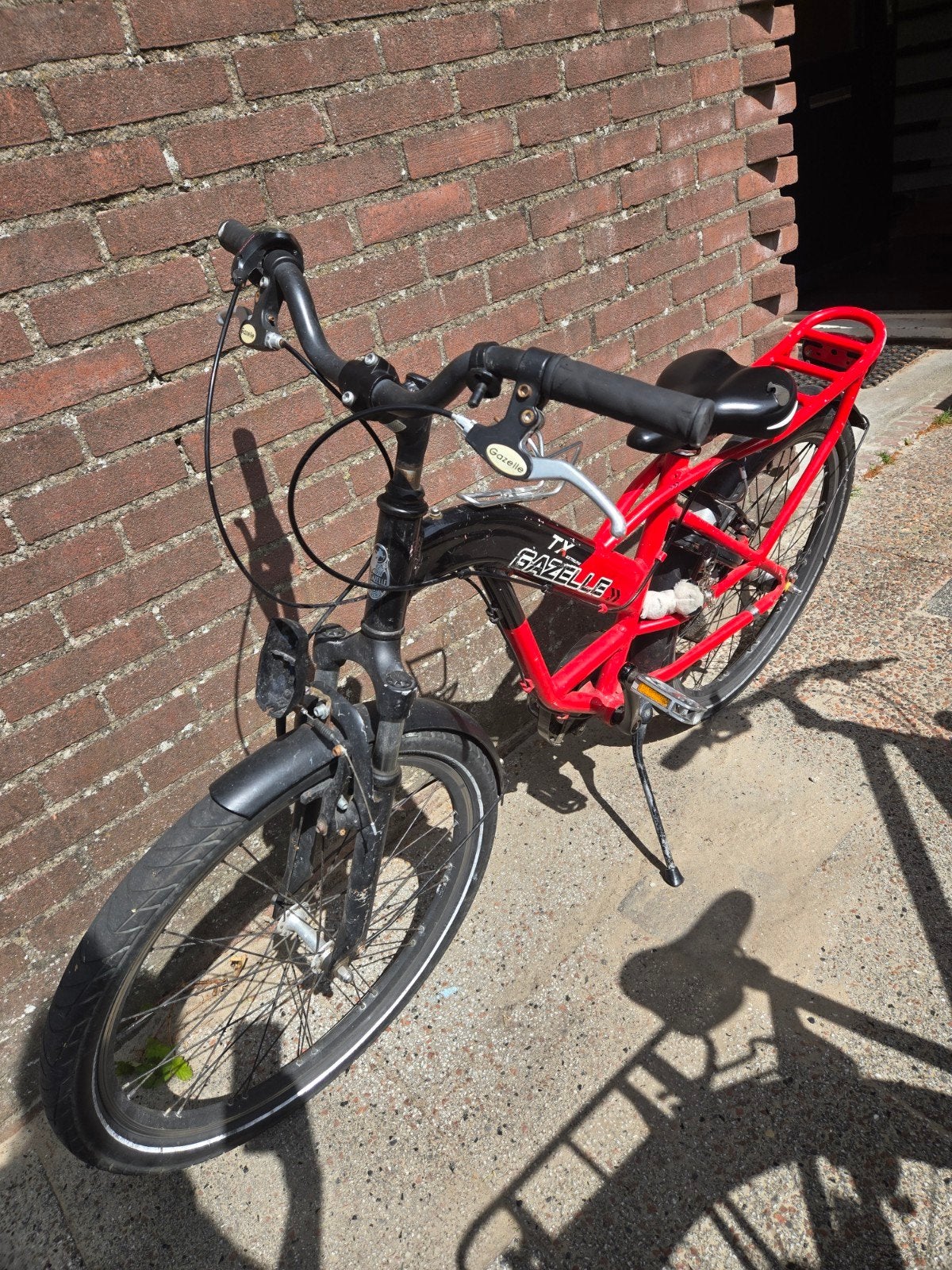 Gazelle TX jongensfiets -24inch-- Rood/Zwart - Gebruikt, Ophalen, Gebruikt, Gazelle, Terugtraprem