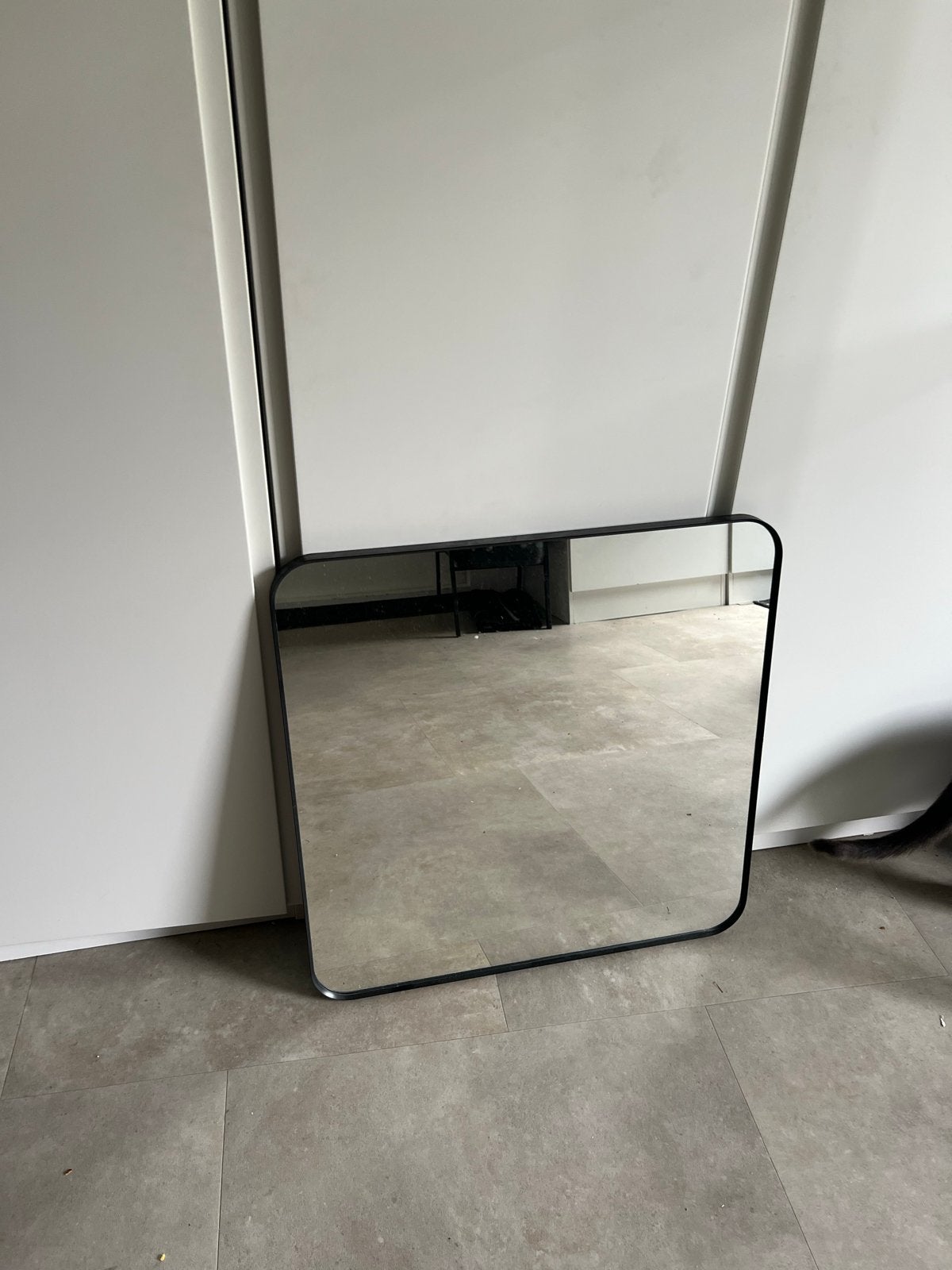IKEA Lindbyn spiegel met lampjes, Huis en Inrichting, Woonaccessoires | Spiegels, Ophalen of Verzenden, Zo goed als nieuw, Minder dan 100 cm