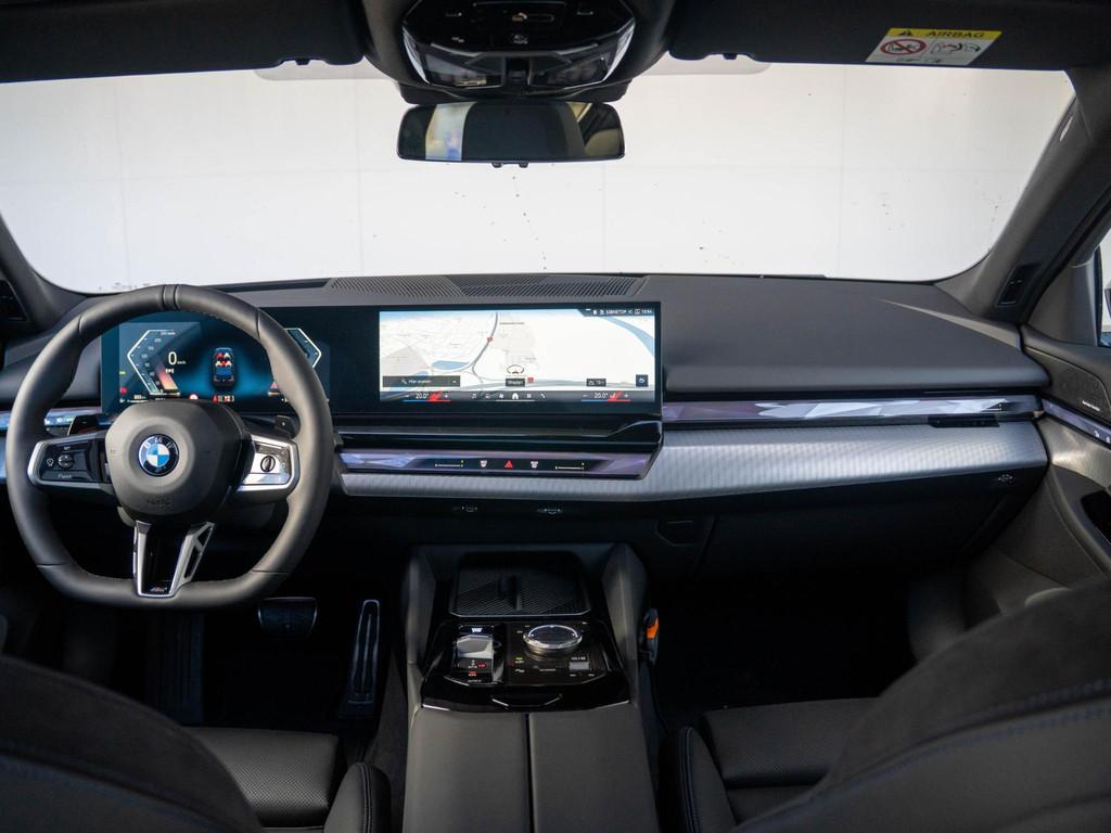 BMW 5 Serie Sedan 520i | M Sportpakket | Innovation Pack | S, 1998 cc, Gebruikt, Zwart, Origineel Nederlands