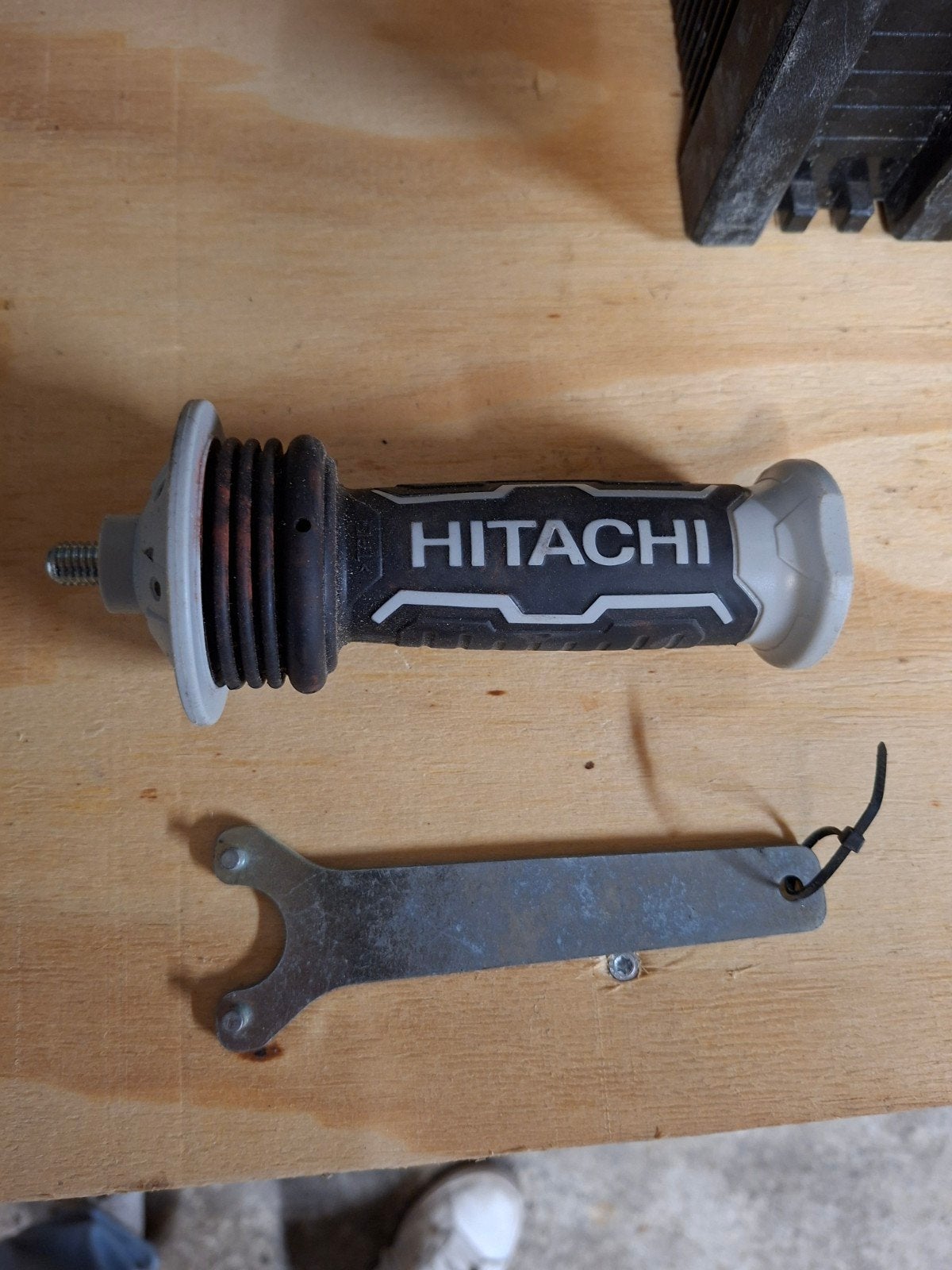 Hitachi G 18DBL Handvat en Sleutel, Ophalen of Verzenden, Gebruikt, Overige typen, Overige merken