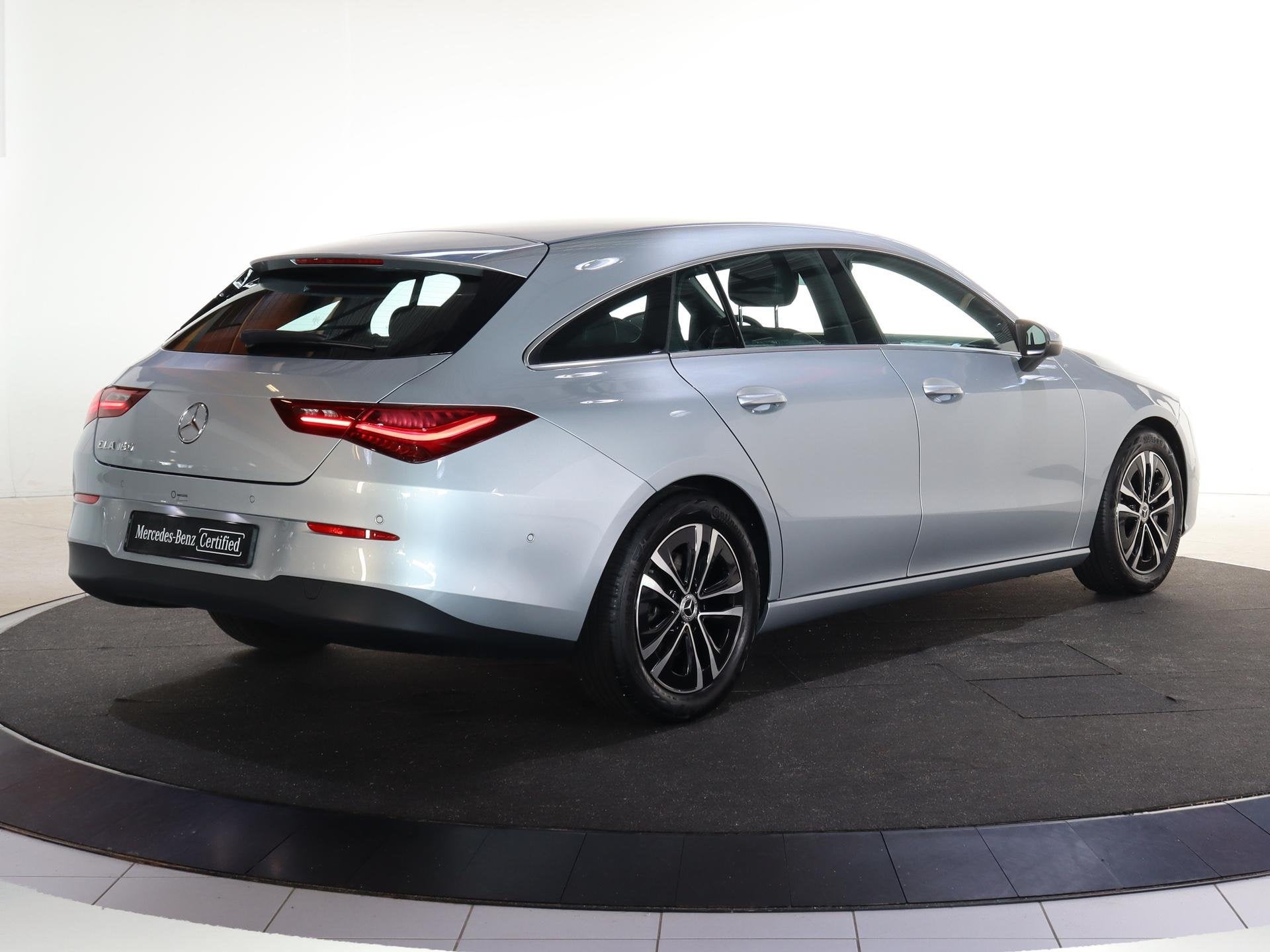 Mercedes-Benz CLA-klasse Shooting Brake 180 Star Edition LIM, 136 pk, Gebruikt, 4 cilinders, Origineel Nederlands
