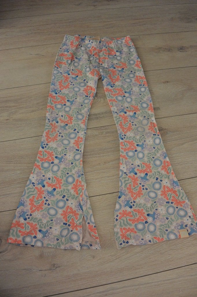 Z8 bloemen flared legging - maat 122, Broek, Gebruikt, Meisje, Z8
