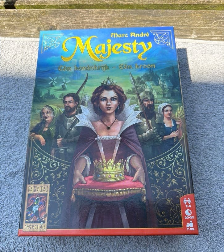 Majesty: Een Koninkrijk - Een Kroon Bordspel, Drie of vier spelers, Ophalen of Verzenden, Zo goed als nieuw