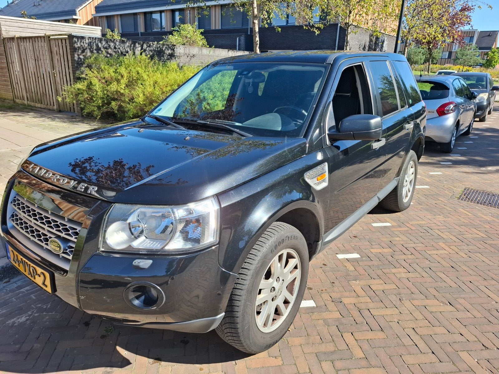 freelander 2 commercial bj 2008 2.2 td 4 wiel drive automaat, Auto's, Automaat, Stof, 4 cilinders, Zwart