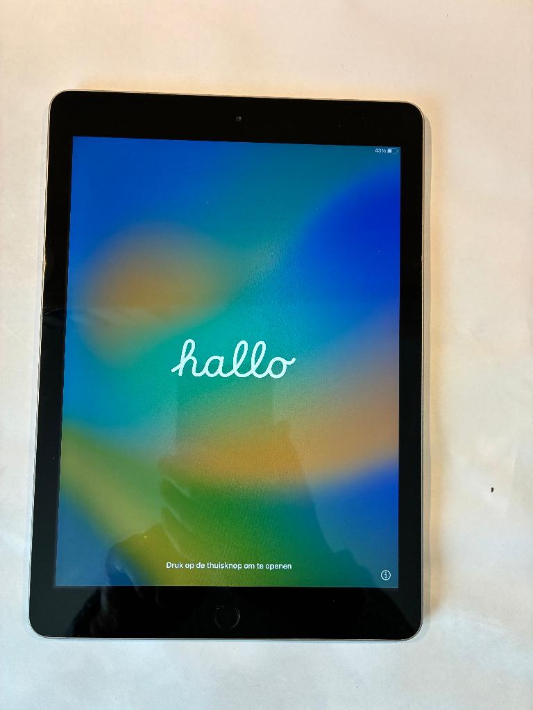 iPad  5e gen. 128 GB, Computers en Software, Apple iPads, Gebruikt, Apple iPad, 128 GB, Wi-Fi