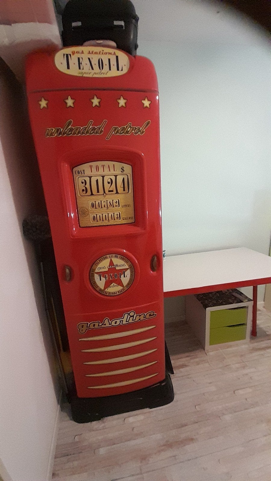 Kledingkast met groot stevig uitklapbaar Bureau, Overige materialen, Met deur(en), Gebruikt, 200 cm of meer