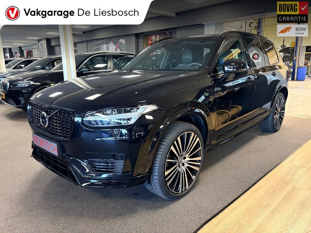 Volvo XC90 2.0 T8 Recharge AWD R-Design Recharge Plus Dark L, Auto's, 12 maanden, Gebruikt, 4 cilinders, 7 stoelen