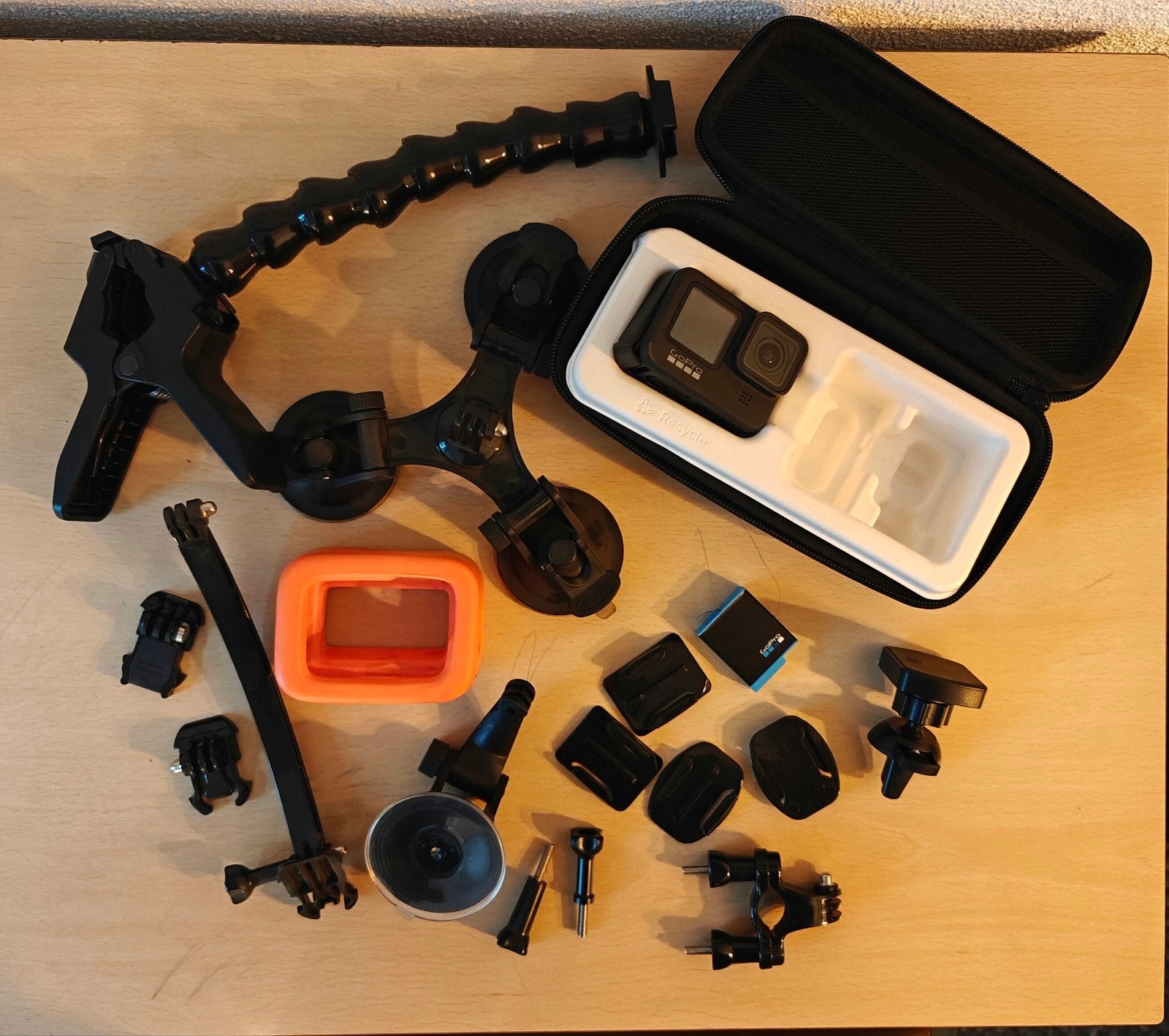 GoPro 9 Black met accessoires, Ophalen of Verzenden, Gebruikt, GoPro