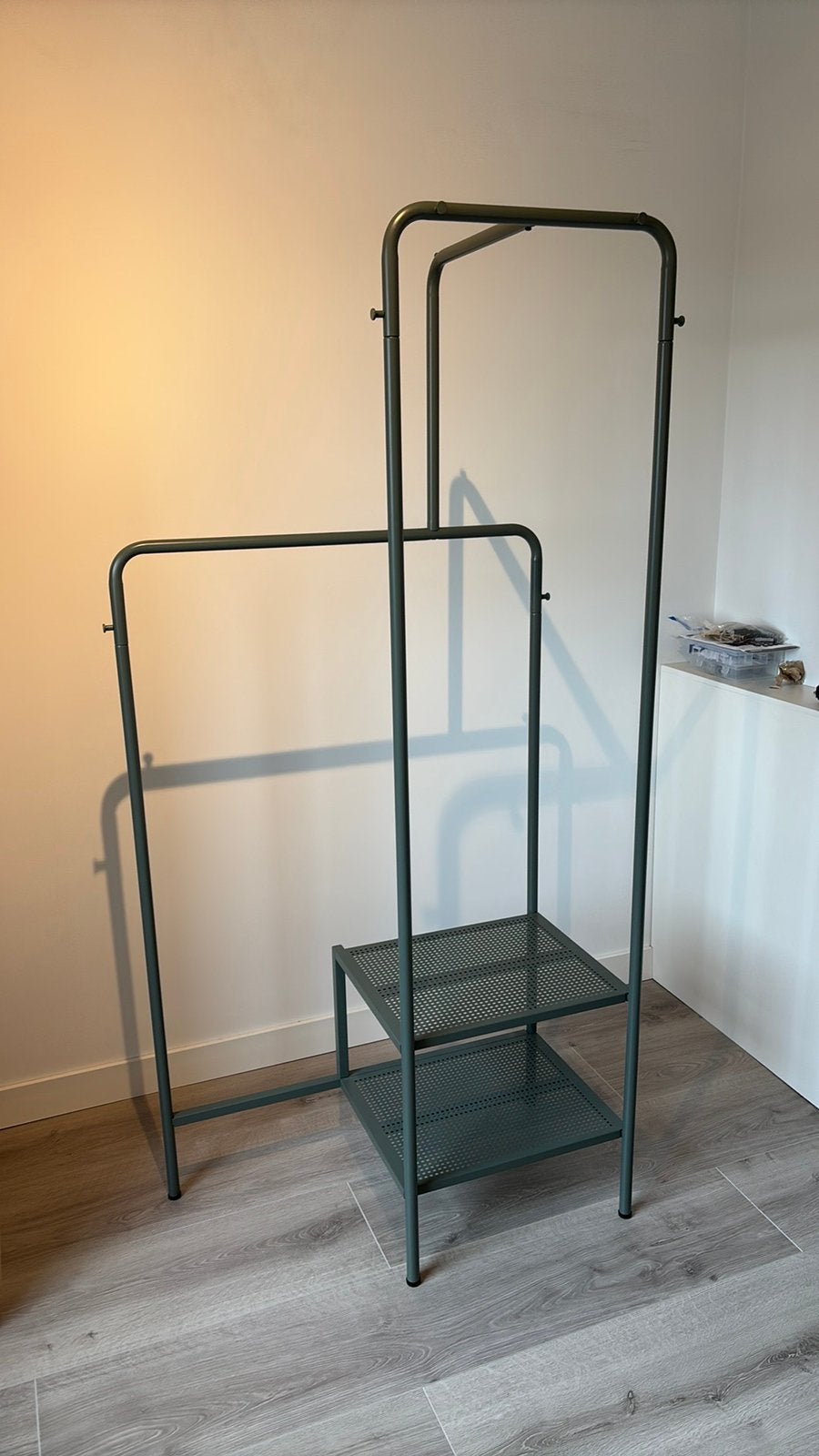 Ikea Nikkeby kledingrek groen-grijs, Ophalen, Gebruikt