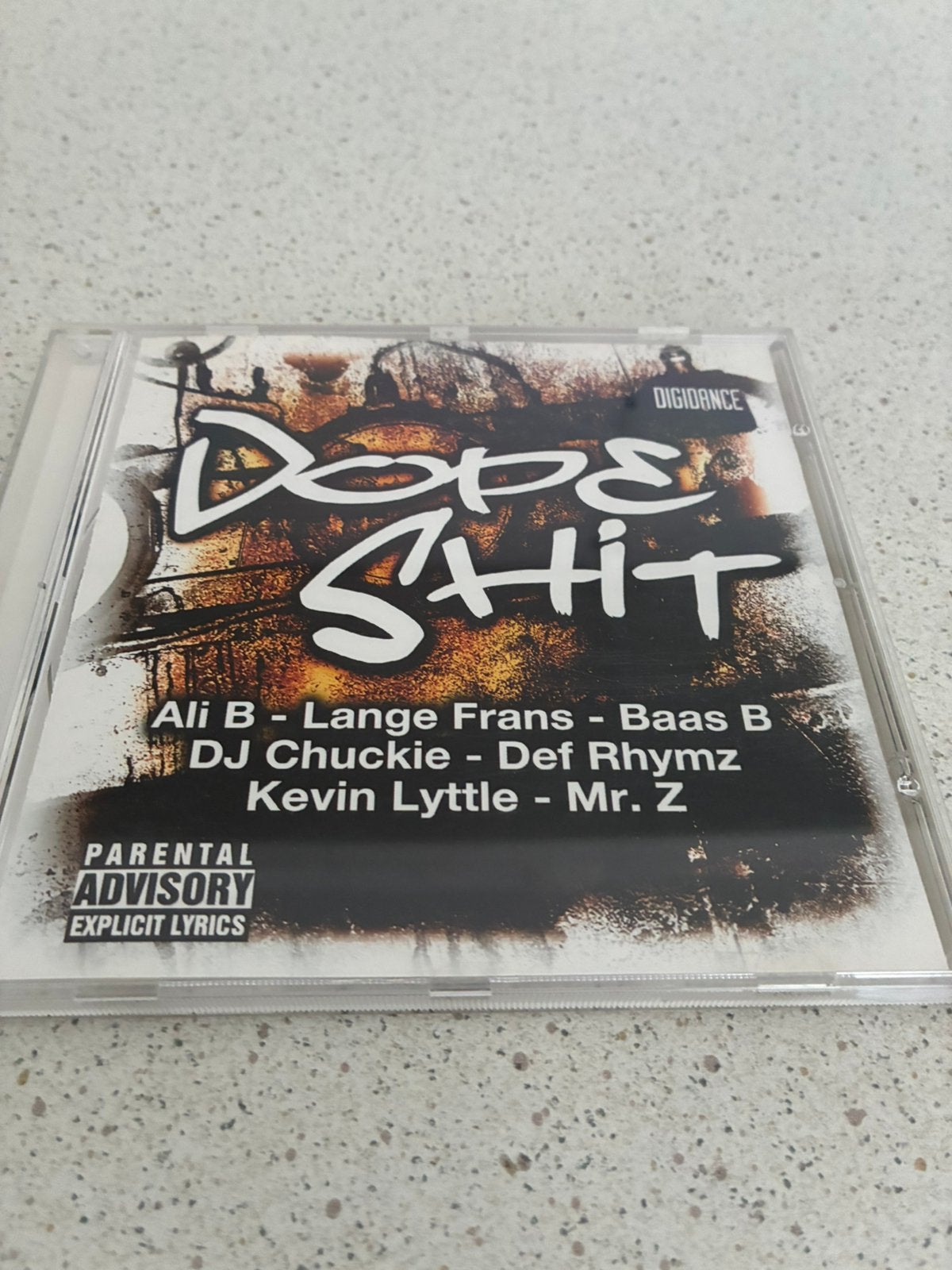 Dope shit cd van eigen bodem nm, Ophalen of Verzenden, Zo goed als nieuw