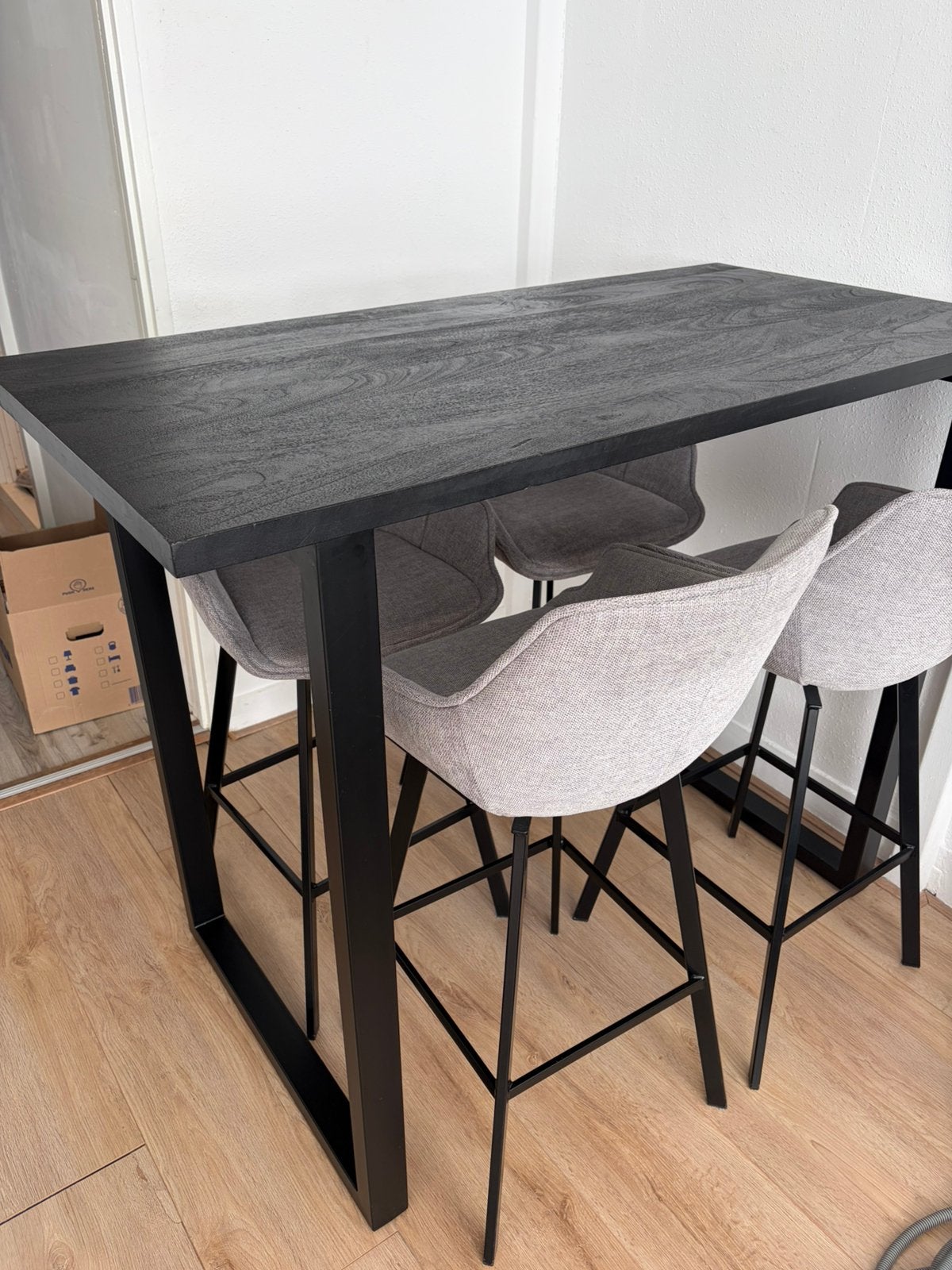 Hoge eettafel met 4 hoge stoelen, Ophalen, Gebruikt, 100 tot 150 cm, 50 tot 100 cm