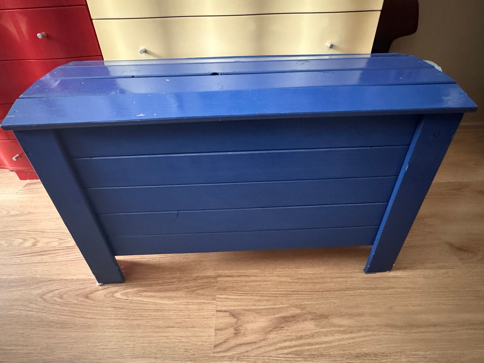 Blauwe houten kist 75x40x45 cm (speelgoed), Ophalen, Minder dan 50 cm, Gebruikt, 50 tot 100 cm